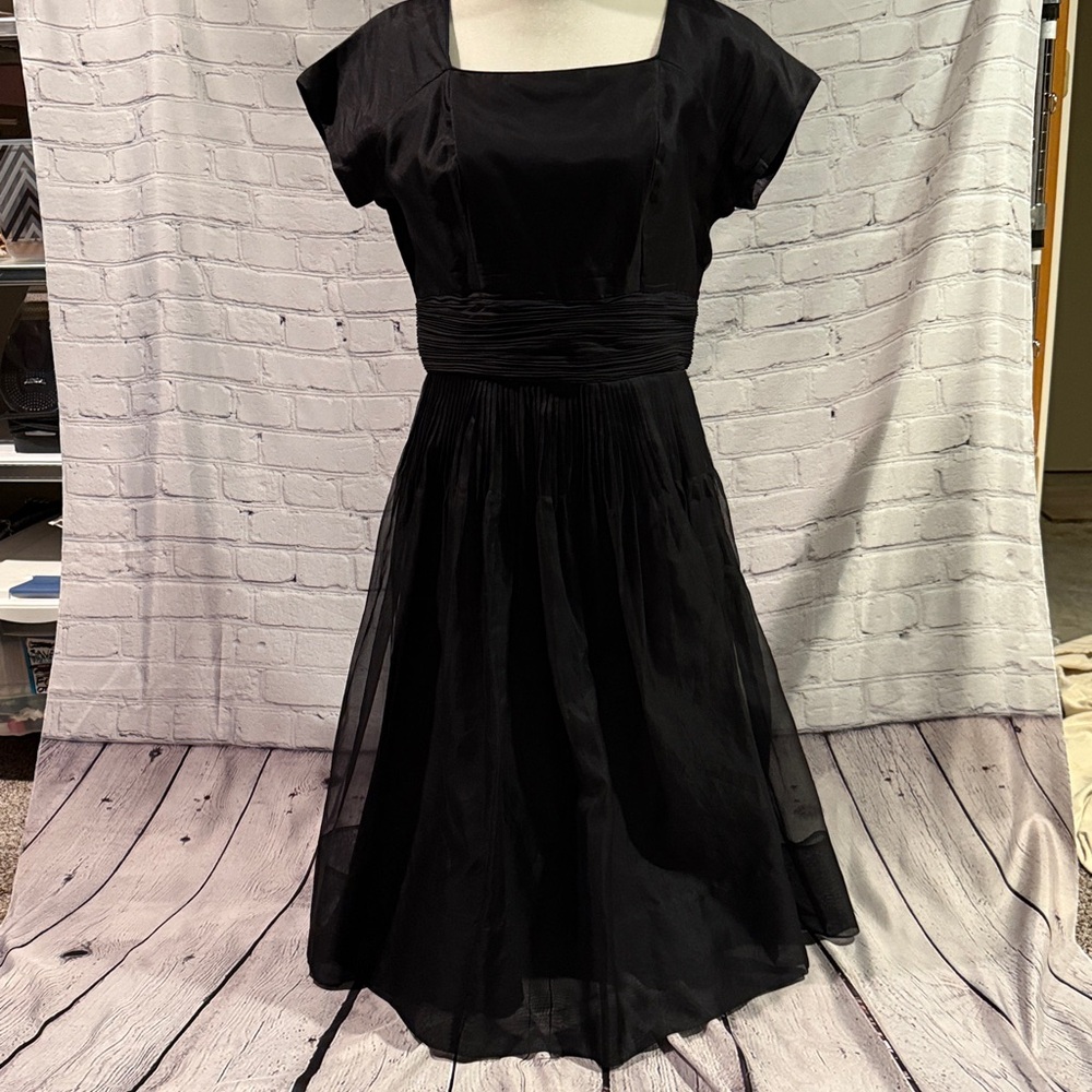 Gorgeous Vintage Hand-Made Cocktail Dress